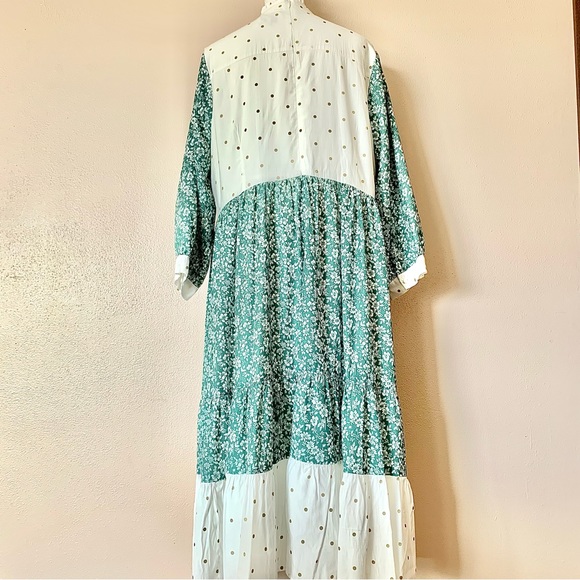 Dainty Jewells White & Green Floral With Gold Polkadot 3/4 Sleeve Dress. - Picture 6 of 9